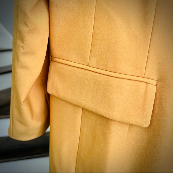 NWT BANANA REPUBLIC | One Button Blazer - Picture 5 of 10